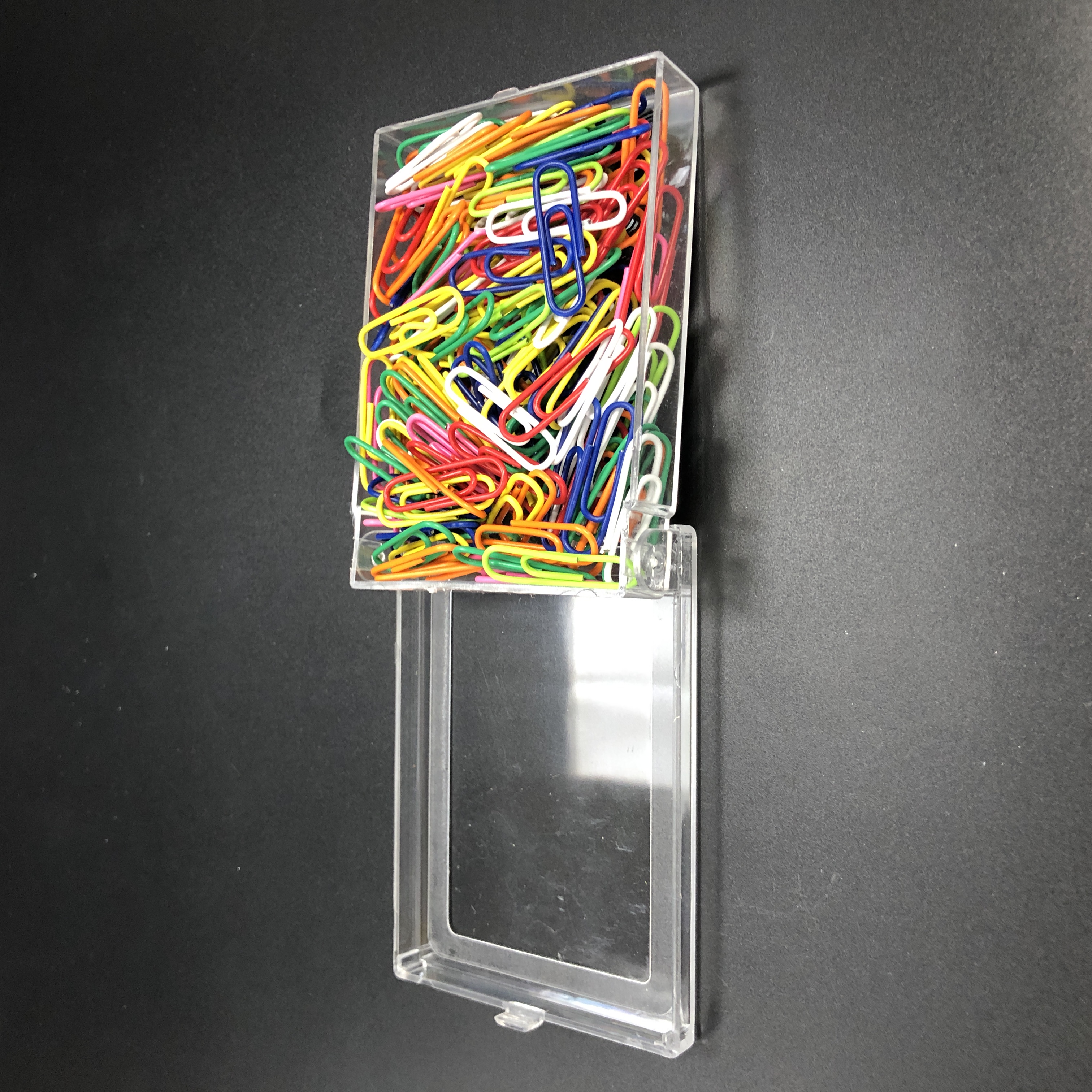 文具 :: 事務用品 :: クリップ :: カラーゼムクリップ １５０Ｐ - 100均商品で経費削減|ぱちぱち通販