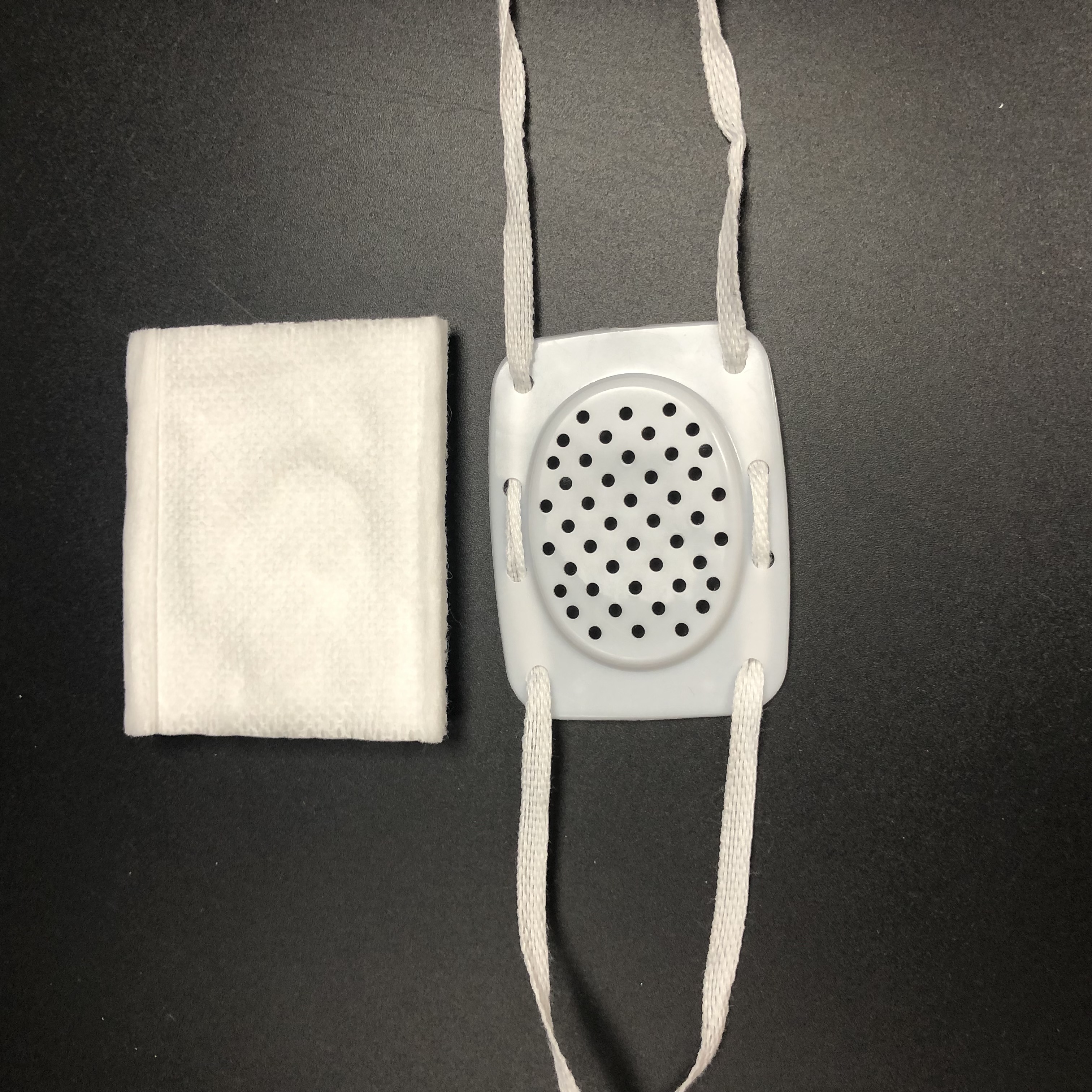 医療介護施設様向け 包帯 ガーゼ パッド 眼帯 100均商品で経費削減 ぱちぱち通販