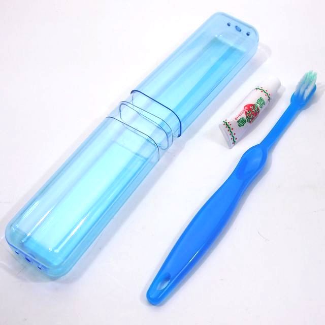 トラベル はみがき ひげそり ヘアコーム 子供のケース付ハブラシ 歯磨き粉付き ブルー 100均商品で経費削減 ぱちぱち通販